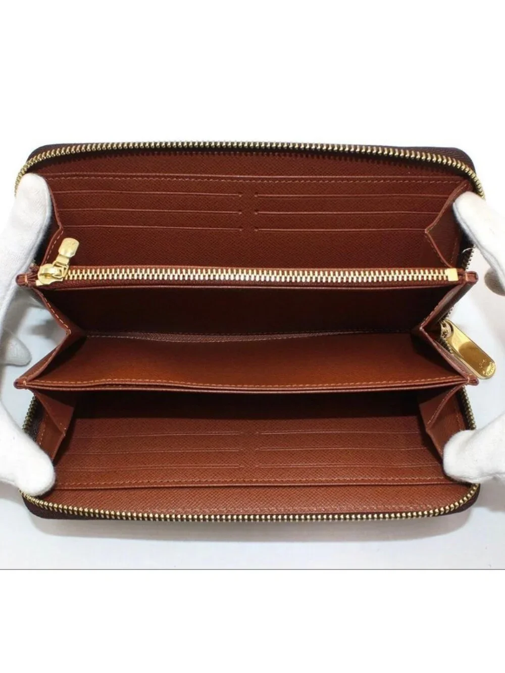 Louis Vuitton Monogram Zippy Wallet